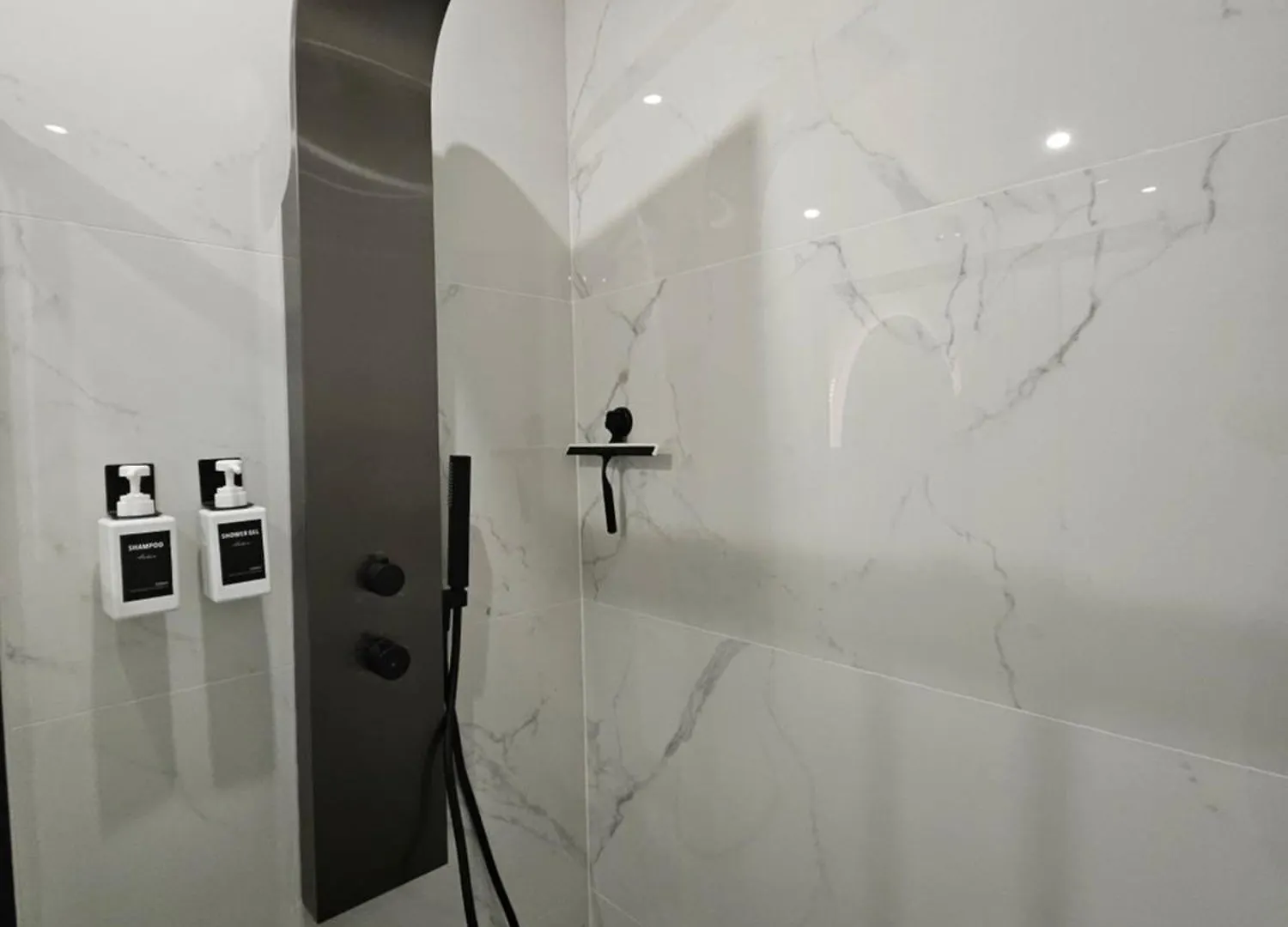 Nocleg ze śniadaniem Hebergement Privee Jaccuzzi En Supplement Saint-Clair-du-Rhone Francja